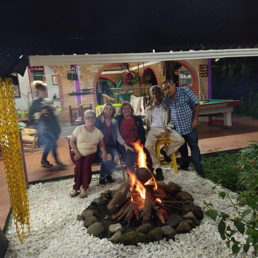 La Acuarela, Posada De La Monita Pereira Eksteriør billede